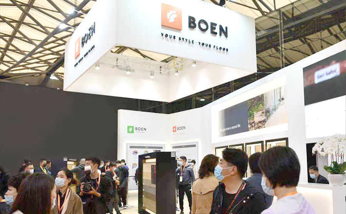 Стенд паркета BOEN на выставке - фотография
